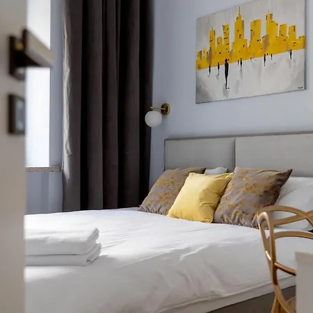 Διαμέρισμα Metro Politechnika Cosy By Bookinghost