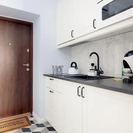 Metro Politechnika Cosy By Bookinghost * Βαρσοβία