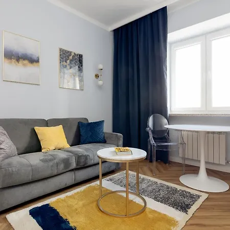 Metro Politechnika Cosy By Bookinghost Apartment