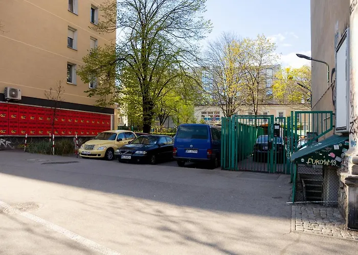 Metro Politechnika Cosy By Bookinghost Appartement Varsovie