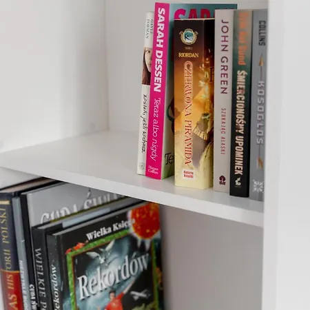 Metro Politechnika Cosy By Bookinghost アパート ワルシャワ